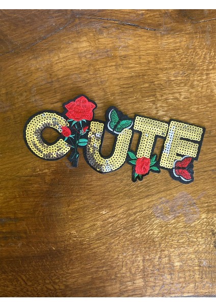 9X22 cm Ütü Ile Yapışan Payetli Çiçekli Cute Yazılı Aplike Arma Yama