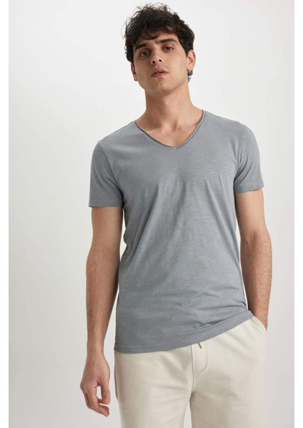 Slim Fit V Yaka Kısa Kollu Basic Tişört M4791AZ23SM modelleri