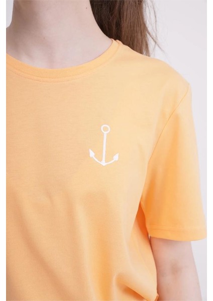 23SCTS223U Çapa Nakışlı Bisiklet Yaka Turuncu Tshirt fırsatları
