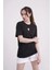 23SCTS240U Uçan Balon Nakışlı Bisiklet Yaka Siyah Tshirt 1