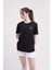 23SCTS223U Çapa Nakışlı Bisiklet Yaka Siyah Tshirt 5