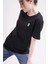 23SCTS235U Puzzle Nakışlı Bisiklet Yaka Siyah Tshirt 2