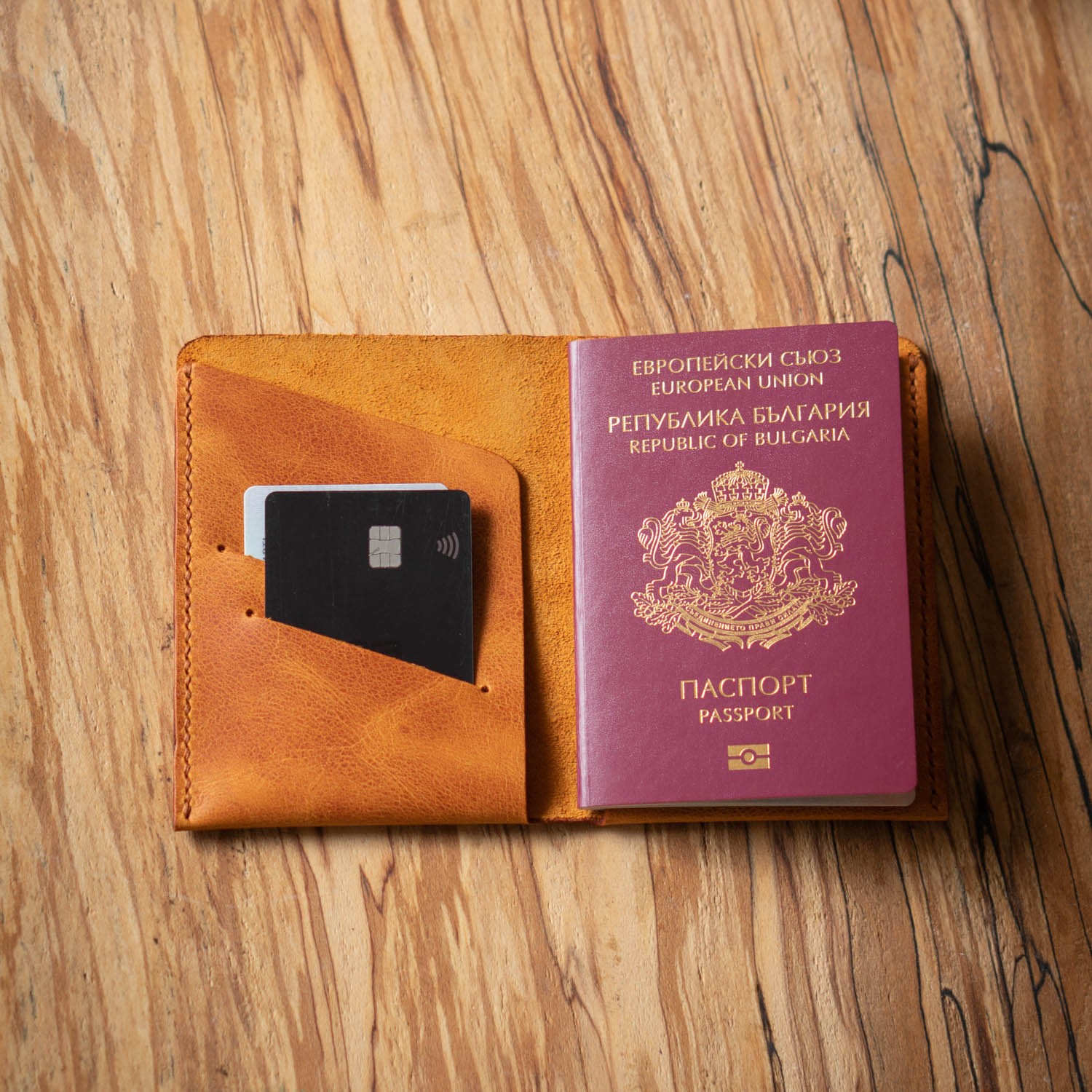 Minimal X Design Hakiki Deri Pasaport Kılıfı - Gerçek Deri ve El Yapımı - Minimalist Tasarım görsel 5