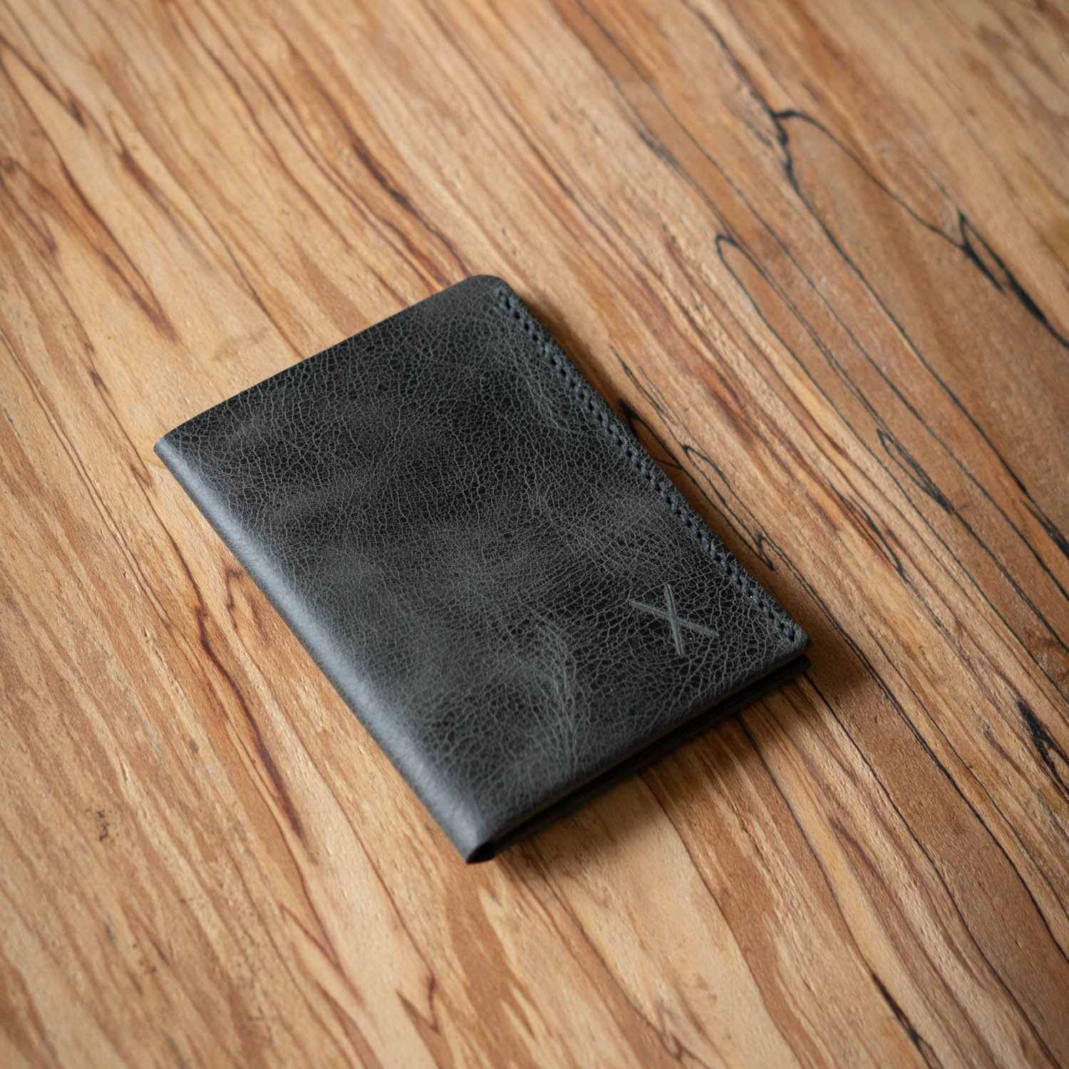 Minimal X Design Hakiki Deri Pasaport Kılıfı - Gerçek Deri ve El Yapımı - Minimalist Tasarım görsel 6