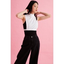 Mirach Dik Yaka Kolsuz Yarım Crop Boyunluk - Beyaz