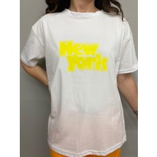 Sinhan Sarı New York Baskılı Oversize Kısa Kollu Bisiklet Yaka T-Shirt