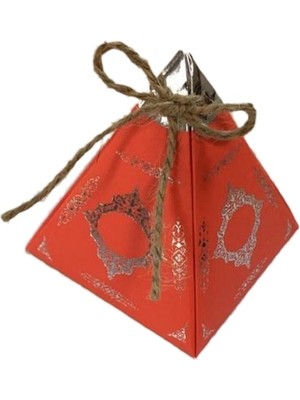 Depposite Karton Lokumluk Gümüş Saray Desenli Piramit Modeli 50'li Kırmızı