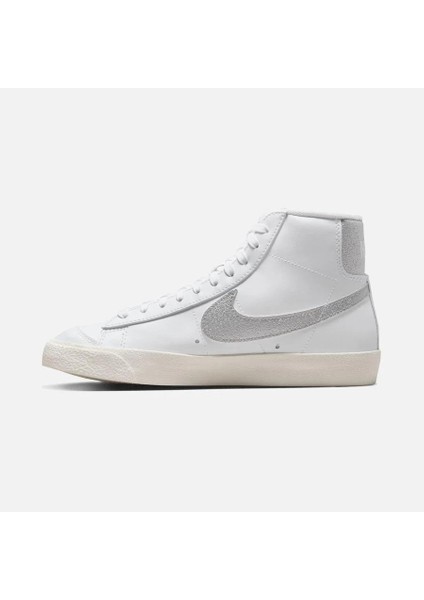 Blazer Mid '77 Essentials Kadın Spor Sneaker Ayakkabı DQ7574-100 modelleri
