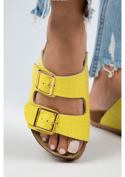 Croco - Hb Kadın Hakiki Deri Çift Tokalı Crocodile Sarı Terlik