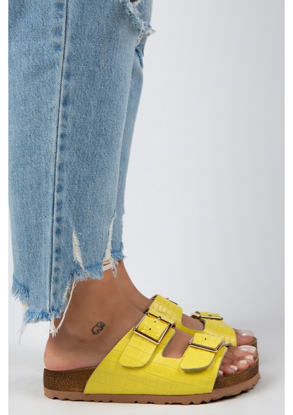 Croco - Hb Kadın Hakiki Deri Çift Tokalı Crocodile Sarı Terlik fiyatları