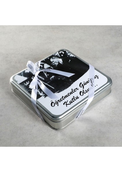 Öğretmenler Günü Hediyesi Special Çikolata (Metal Kutu) fiyatları