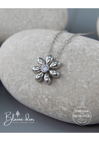 Swarovski Zirconia Papatya Kolye | Swarovski Taşlı 925 Ayar Gerçek Gümüş Papatya Kolye fiyatları