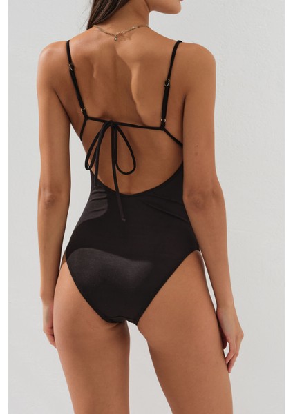 Ince Askılı Ip Detaylı Dekolteli Mayo fırsatları