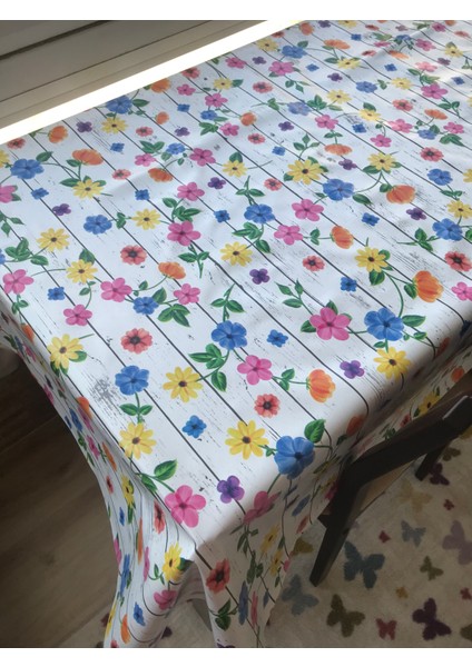 Astarlı Masa Örtüsü
