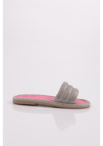 3060 Kadin Düz Taban Taşli Terlik