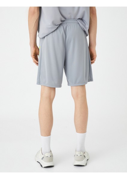 Spor Şort Slogan Baskılı Beli Bağcıklı Cepli fırsatları