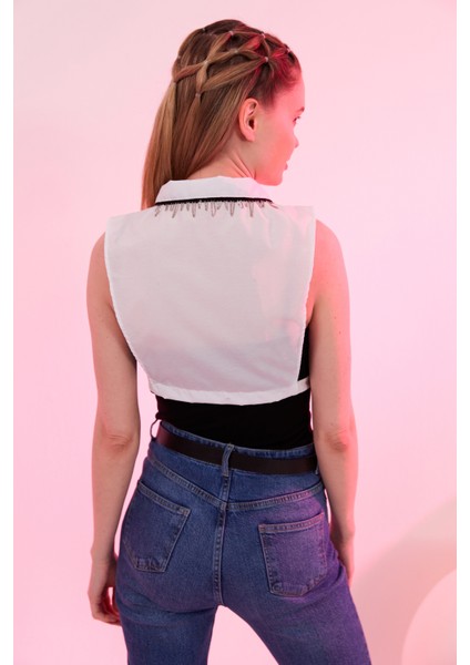 Gümüş Zincir Detaylı Gömlek Yakası Beyaz Renk modelleri