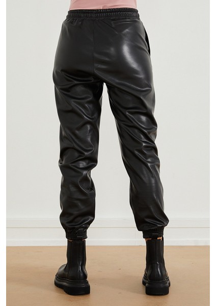 Paçası Lastikli Deri Pantolon indirimleri