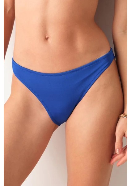 Klasik Kesim Bikini Altı