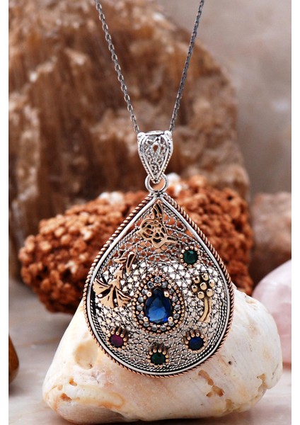 İşlemeli Safir Taşlı Tasarım Kolye 3910