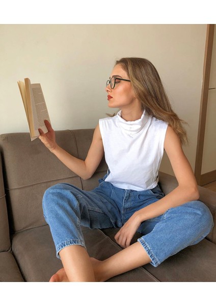 Beyaz Balıkçı Yaka Crop Bluz