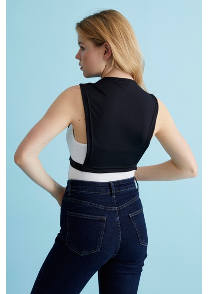 Sıfır Yaka Kolsuz Crop Boyunluk - Siyah fiyatları