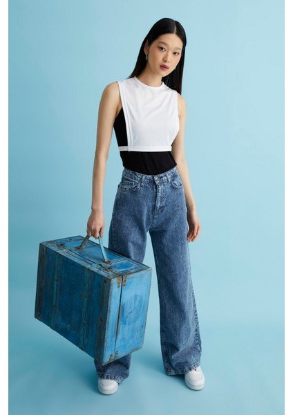 Sıfır Yaka Kolsuz Crop Boyunluk - Beyaz fırsatları