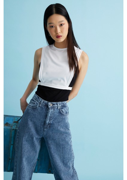 Sıfır Yaka Kolsuz Crop Boyunluk - Beyaz indirimleri