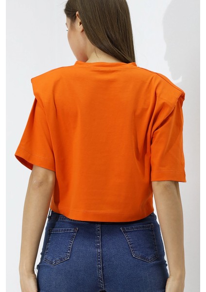 Kadın Oranj Yazı Baskılı Oversize Vatkalı Bel Detay Örme T-Shirt HZL23S-DSB120231 fırsatları