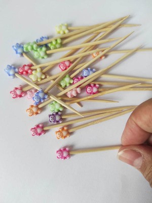 TM Tasarım Mağazası 50 Adet Dekoratif AyıcıkBoncuklu Pasta Kürdanı 6,5 cm - Ayıcık 10 mm