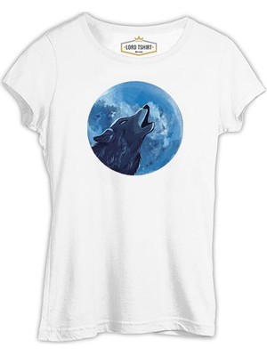 Lord T-Shirt A Wolf Howling With The Blue Moon Background Beyaz Kadın Tshirt