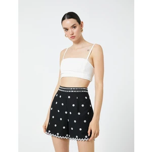 Etnik İşlemeli Şort Bol Paça