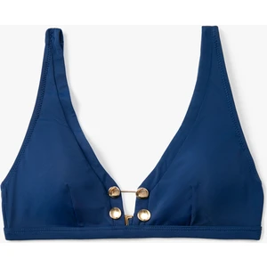 Üçgen Bikini Üstü Kalın Askılı Metal Aksesuarlı Kaplı