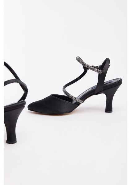 Kısa Topuk Taş Aksesuarlı Kadın Abiye Ayakkabı modelleri