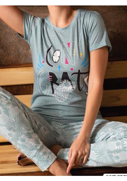 Kadın Kısa Kol Ananas Desenli Dar Kalıp Penye Pijama Takımı fiyatları