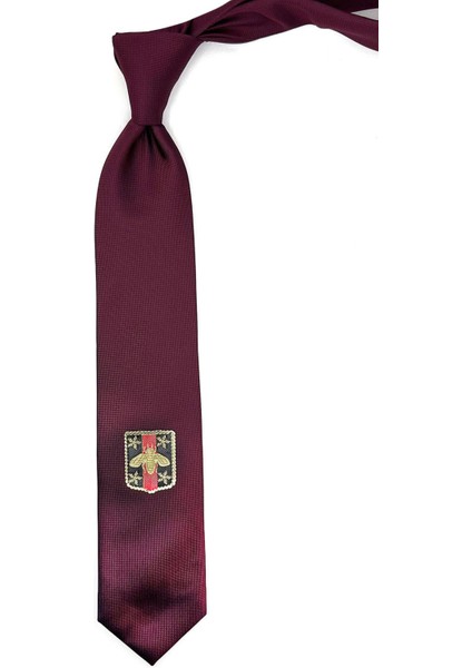 Bordo Düz Sinek Arma Baskılı Kravat KK11684