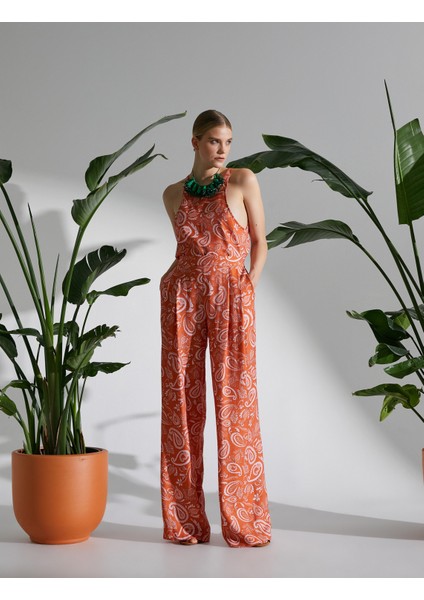 Melis Ağazat x Koton - Etnik Desenli Halter Yaka Bluz modelleri