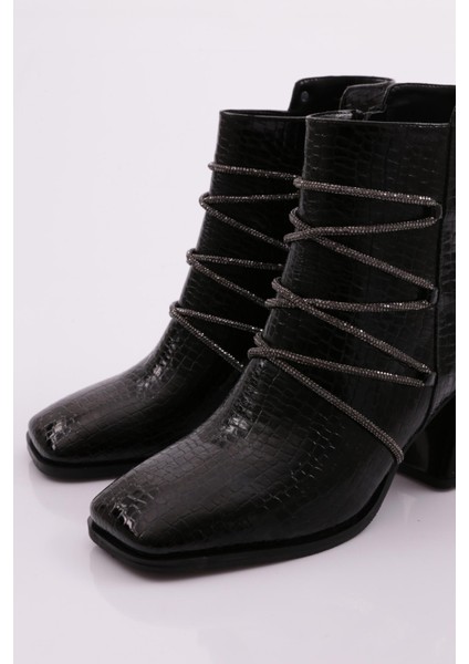 31009 Kadin Topuklu Bot fırsatları