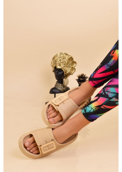 Şık Plaj Havuz Bahçe Deniz Yazlık Yumuşak Kalın Tabanlı Tek Bant Tokalı Kadın Günlük Terlik modelleri