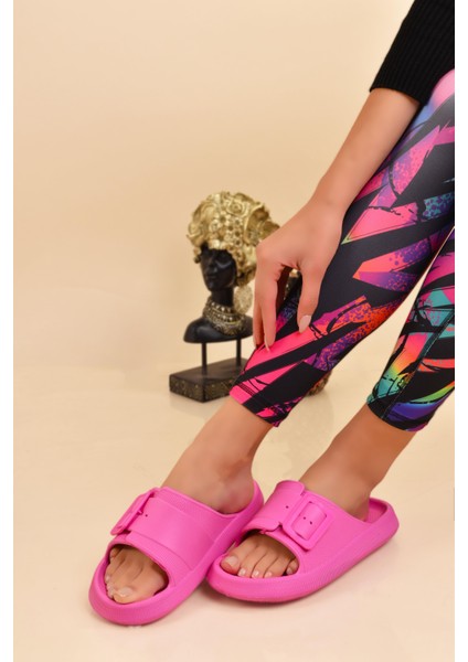 Şık Plaj Havuz Bahçe Deniz Yazlık Yumuşak Kalın Tabanlı Tek Bant Tokalı Kadın Günlük Terlik indirimleri