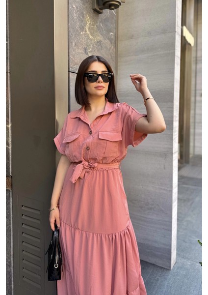 Gül Kurusu Kısa Kol, Airobin Kumaş, Yarım Patlı, Kuşaklı, Eteği Pliseli, Cepli Maxi Uzun Elbise