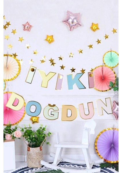 Pastel Renkli İyi Ki Doğdun Banner