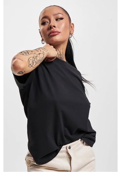 Kadın Onllaura Pamuk Bisiklet Yaka T-Shirt 15299418 Siyah