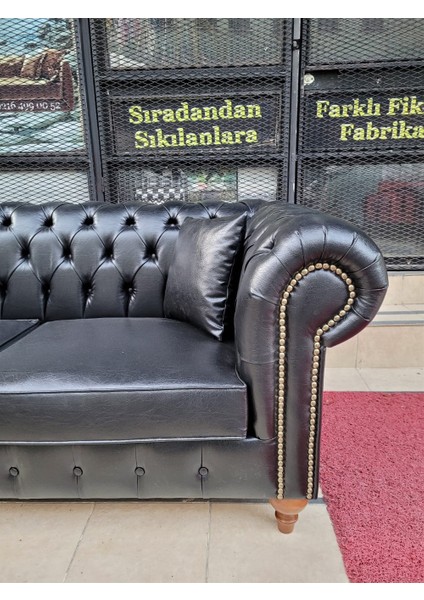 Black Deri Chesterfield