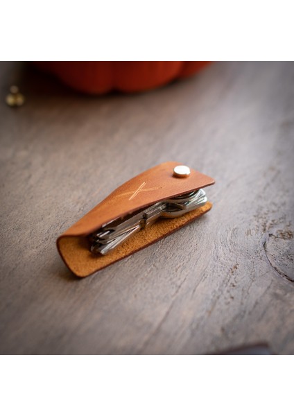 Deri Anahtarlık V Model Kolay Kullanım Eşsiz Tasarım