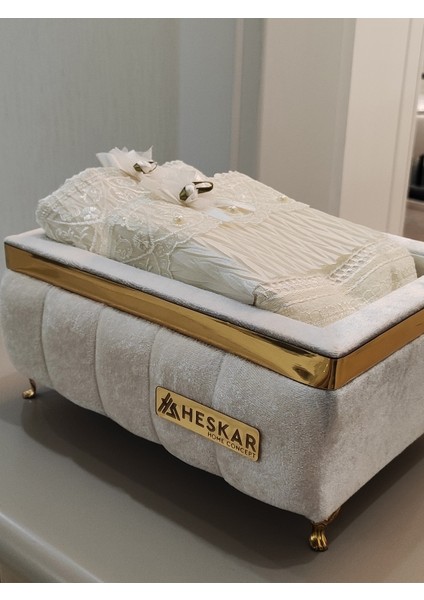 Altın Şeritli Modern Banyo Havlu Kutusu - Portatif Havluluk