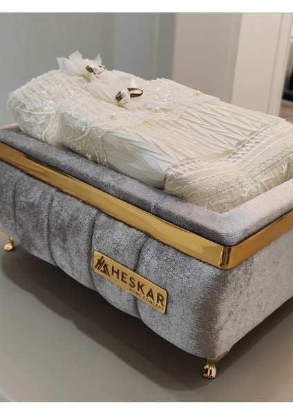 Altın Şeritli Modern Banyo Havlu Kutusu - Portatif Havluluk modelleri