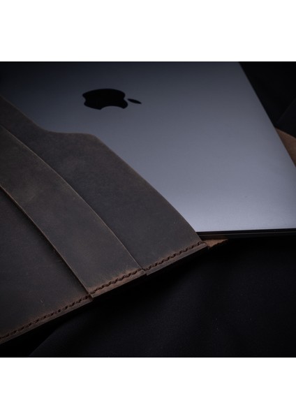 Minimal X Design Minimal x Apple Macbook Kılıfı - 13 Inç ve 16 Inç Uyumlu - Gerçek Deri ve El Yapımı - Hakiki Deri ve Yüksek Kalite