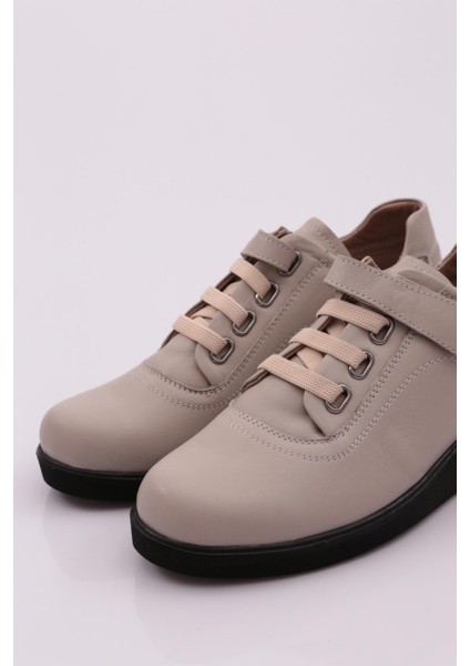 2368 Kadin Cirtli Comfort Ayakkabi