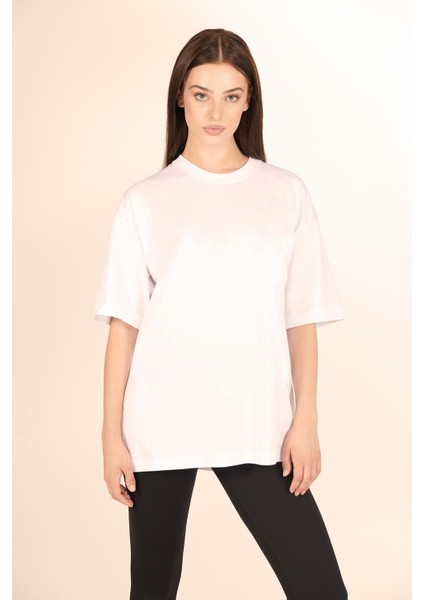P-005478-KADIN 100% Pamuklu Oversize Kısa Kol T-Shirt-Beyaz modelleri